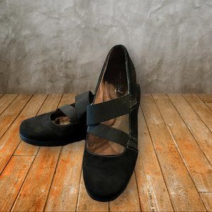 Natural Soul By Naturalizer Populate Black Suede Mary Jane Flats Women’s Size 10